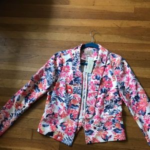Skies Are Blue Floral Blazer, size M
